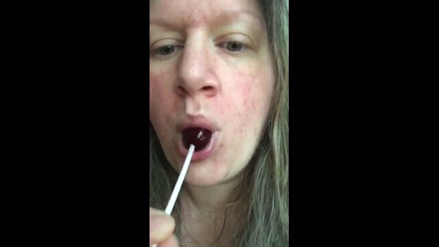 First time ASMR oral fixation video from GreenEyedFreakyMom