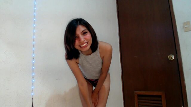 Caught naked by a hottie 2 video from CutieSky