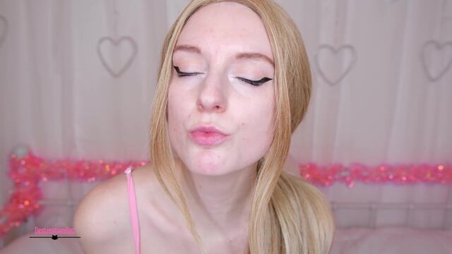 Kiss While You Stroke video from DestinationKat