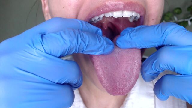 Complete Mouth Inspection video from Easy Andy