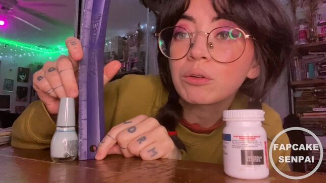 Comparing Your Micropenis to Objects video from Fapcakesenpai