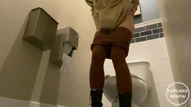 Pee Desperation in Public Toilet video from Fapcakesenpai