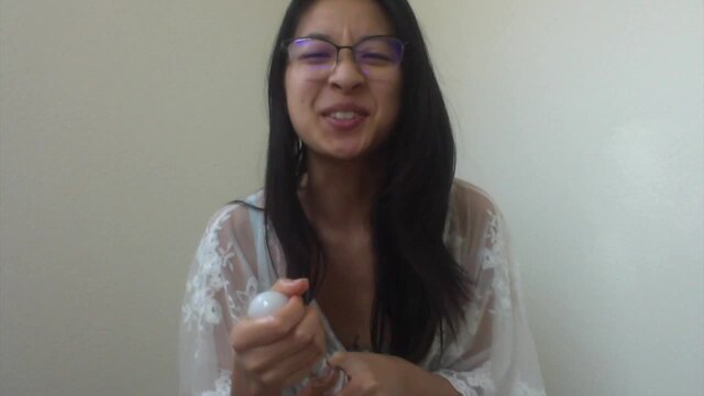 Asian Findomme on Easter video from Felicity Azura
