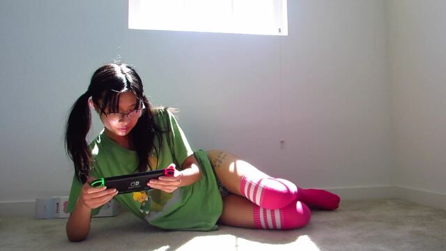 Gamer Girl Ignores You video from Felicity Azura