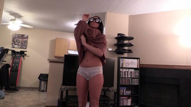 Aroura Controlled by the Glasses video from GG Fetish Media