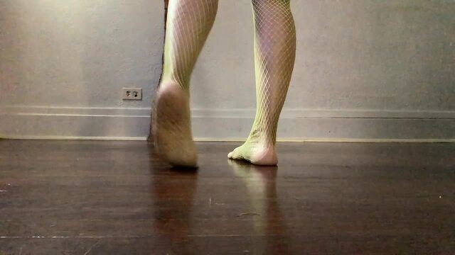 Sexy Feet in Fishnets Worship video from PrincessAnitta