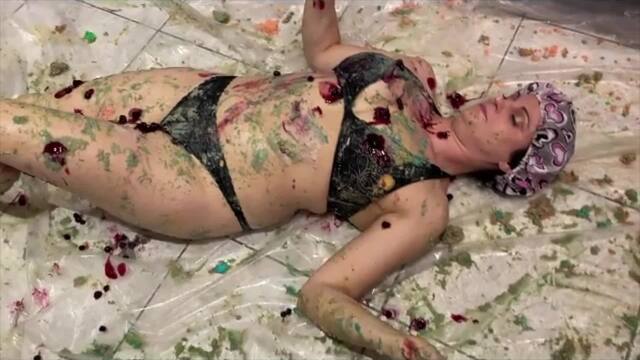 Mistress Scarlette Sundae video from Harley T