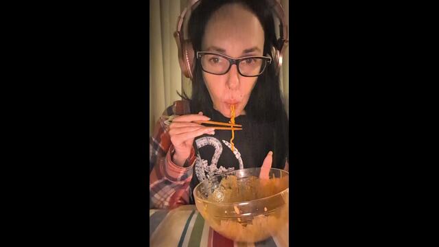 Sniffling and Slurping Spicy Ramen - Messy Eating video from Honey Rose