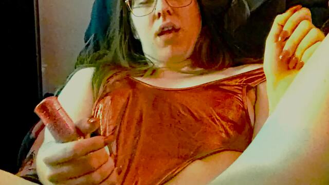 Watch Sexy Ginger PAWG Hannah Grace Masturbate on Red Couch video from Sancho Villa X