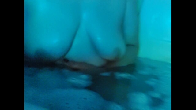 Bathtub Titty Play video from Kavina Black