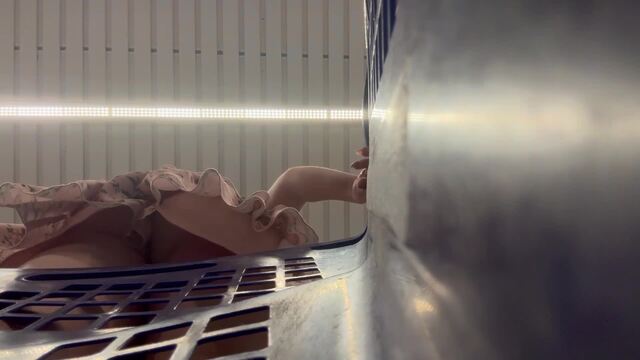 Shopping without underwear video from Keiiiti