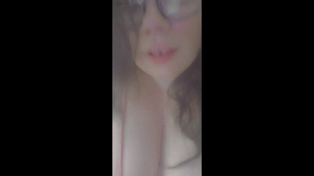 Naughty Dream video from LittleBellaKush