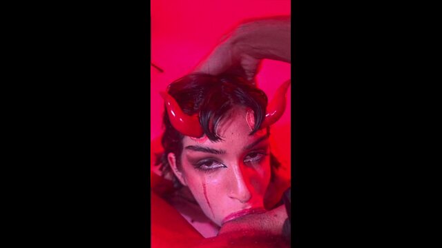 Sucking The Soul Outta You video from Bee