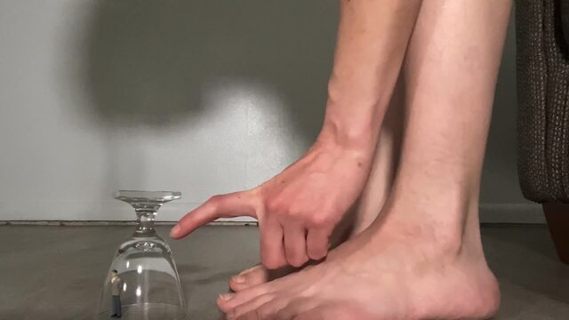 Glass Man - Giantess Lilith Taurean Traps Tiny video from Lilith Taurean