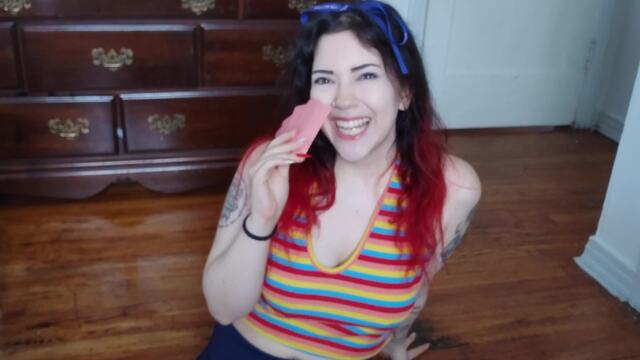 lets play cards video from Lilredvelvet