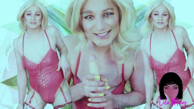 RED ROVER RED ROVER... Send that dick right over video from LolaMinaj