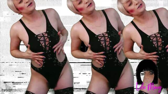 Quick Cummer video from LolaMinaj