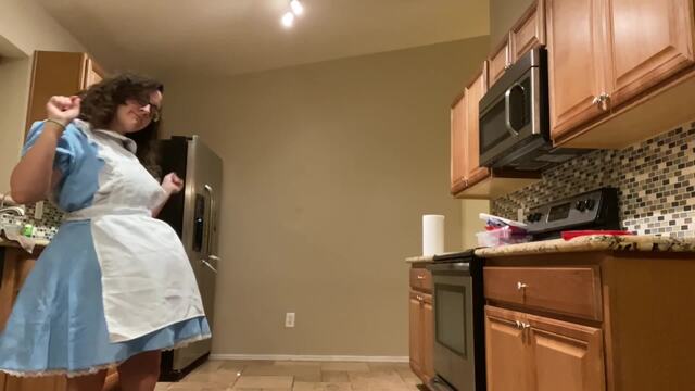 Pretend Pregnant Madeline Maid Clean and waddle video