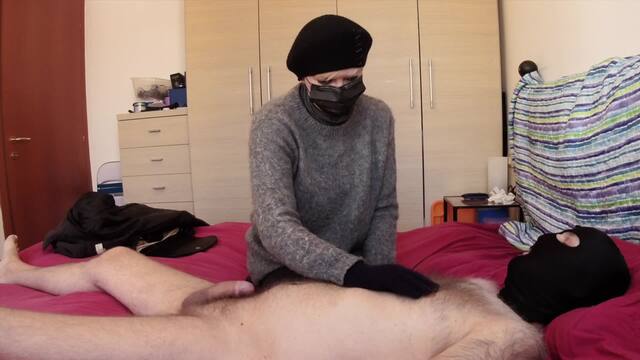 CFNM teasing handjob with winter gloves video from Mature Cunt