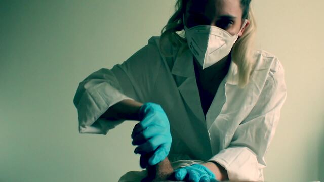 Coronavirus Nurse take care of you video from Mia Casanova