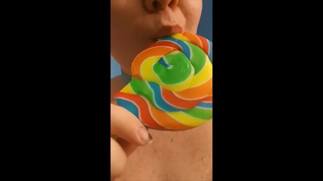 ASMR Babe Sucking Lollipop video from MissMegan