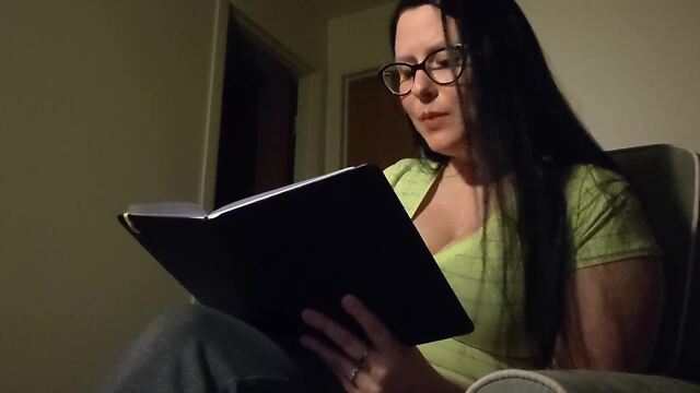 A Royal Digestion video from Morgana Laveau