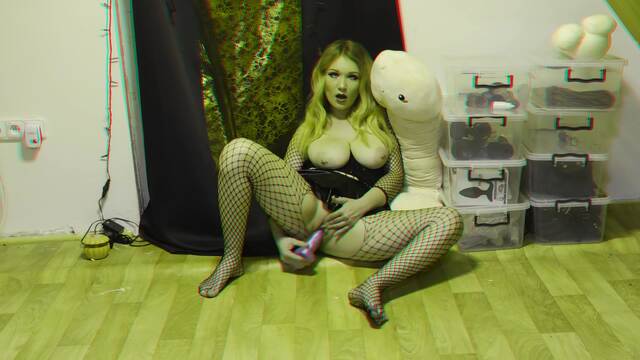 8K SPRAYS! 4K3D Edition video from Naughty Natali