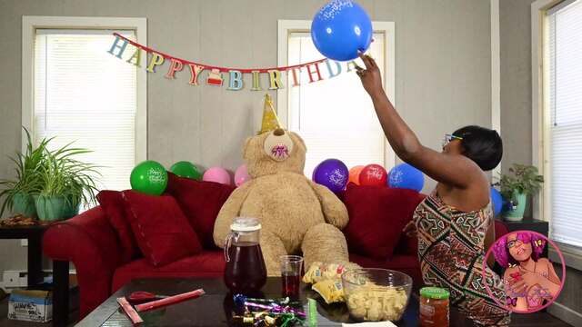 Mr Teddy Cakes 40th Birthday Special video from Peach Fuzz