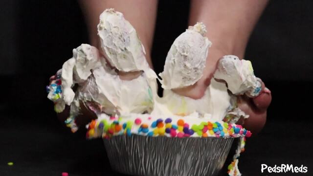 ShortLivedTyranny Funfetti Cake Smash video from Pedsrmedsproductions