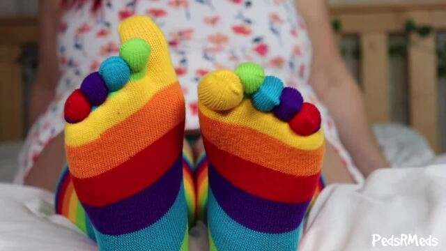 ShortLivedTyranny Toe Wiggling in Rainbow Toe Socks video from