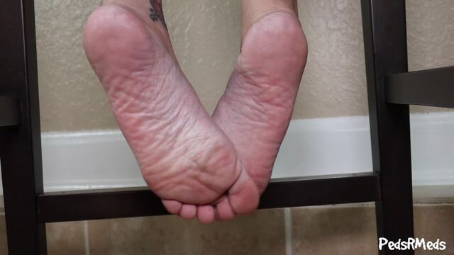 MyPrettyFeet8 Bare Feet Under the Chair video from Pedsrmedsproductions