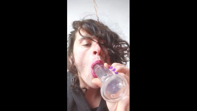 Blowjob dildo video from Sara Nonbinary