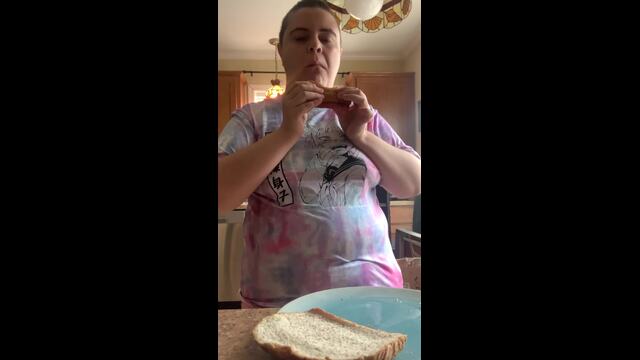 BBW Tomboy Eats Sandwich video