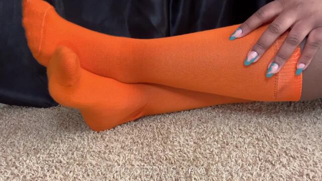 You Like Velma's Socks! video from Royal Ro
