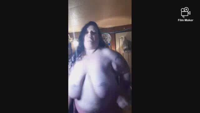 Topless jogging video from Sexyblueeyez258