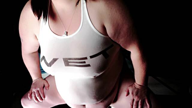 Wet Shirt and a Really Wet BBW Pussy video from SexyNEBBW