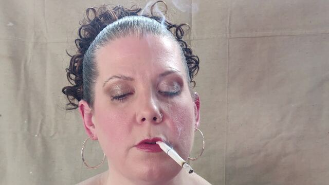 Holding a Marlboro ice white in my mouth video from Brianna Rose