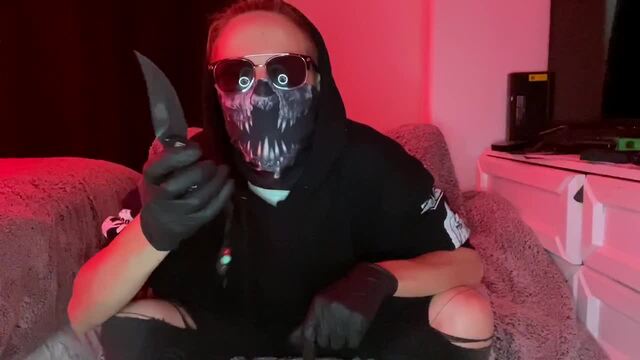 Knife play home invader video from Sol Salvatore