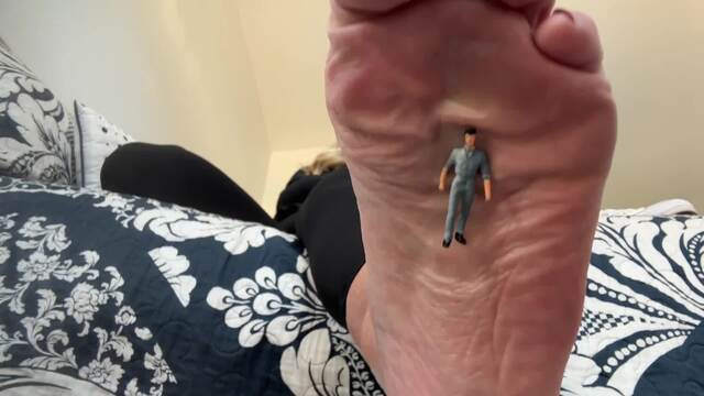 Giantess Sole-ly Claimed video