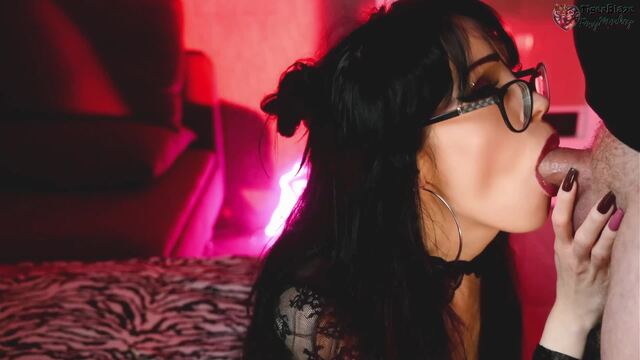 I love it when my wife gives me a blowjob and licks my balls. video from 