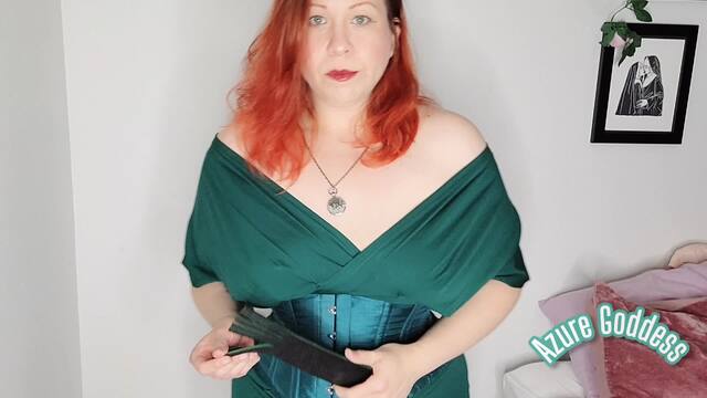 My Real Kinks: Victorian Kink, Hand Slapping and Households video from Wynter Azure