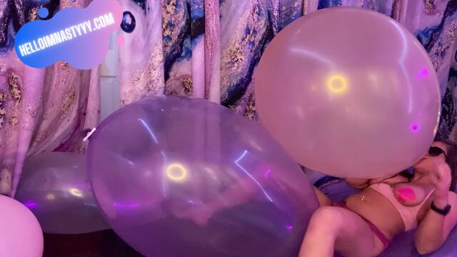 Zeppelin Balloon Riding + Blow Pop Part 2 video from Miss Luci